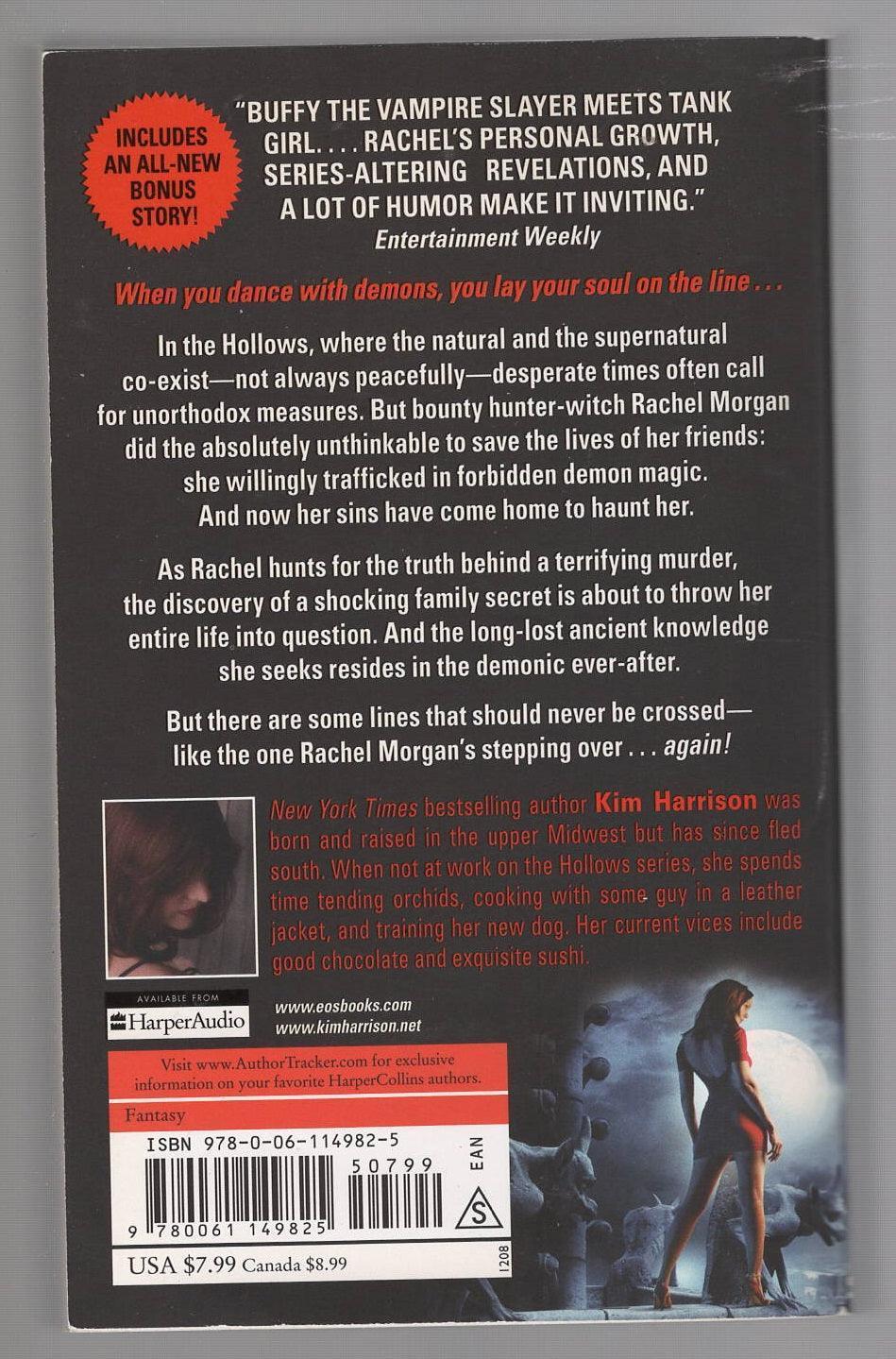 The Outlaw Demon Wails Action Adventure fantasy horror Paranormal Paranormal Mystery science fiction Supernatural Urban Fantasy used Books