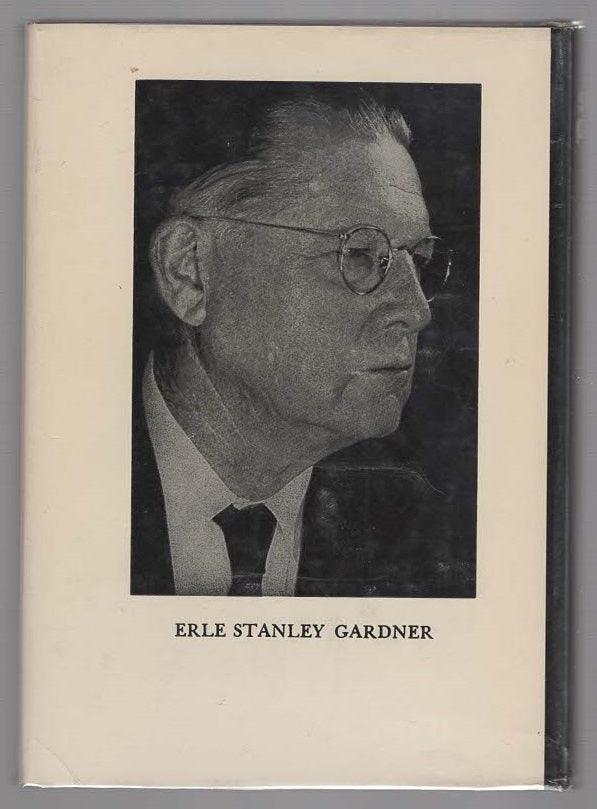 The Case Of The Daring Divorcee crime Crime Fiction Crime Thriller Detective Fiction mystery Noir thriller used Vintage Books