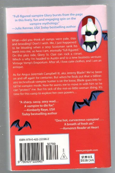 Real Vampires Have Curves Adventure Chic Lit Humor Paranormal Paranormal Romance Romance Romantic Comedy Urban Fantasy used Books