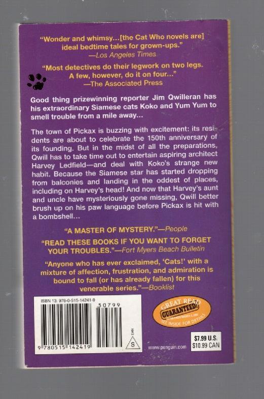 The Cat Who Dropped A Bombshell cat Crime Fiction mystery paperback used Books