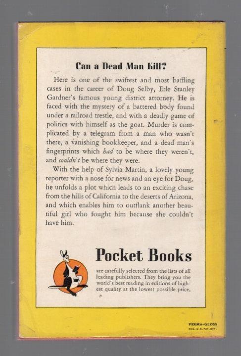 The D.A. Goes To Trial Crime Fiction mystery paperback used Vintage Books