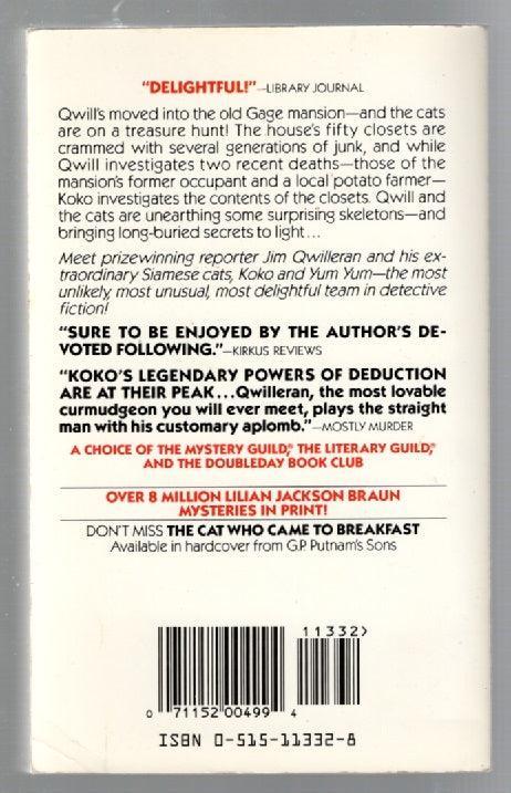 The Cat Who Went Into The Closet - Hasberts