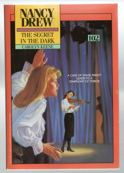 The Secret in the Dark Adventure Crime Fiction mystery mystery thriller used Young Adult Books