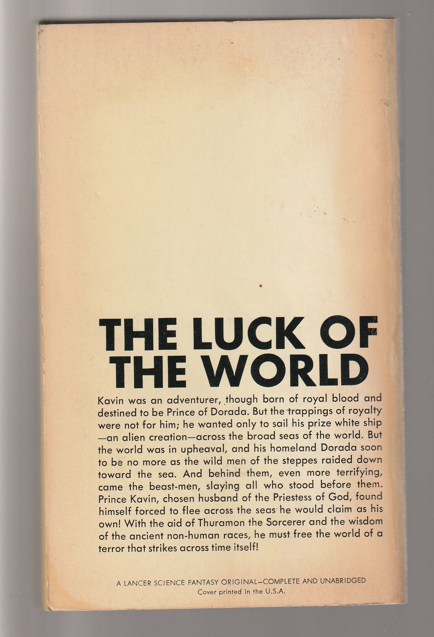 Kavin's World dark fantasy Epic Fantasy fantasy High Fantasy paperback science fiction Science Fiction Fantasy used Vintage vintage fantasy vintage paperback Books