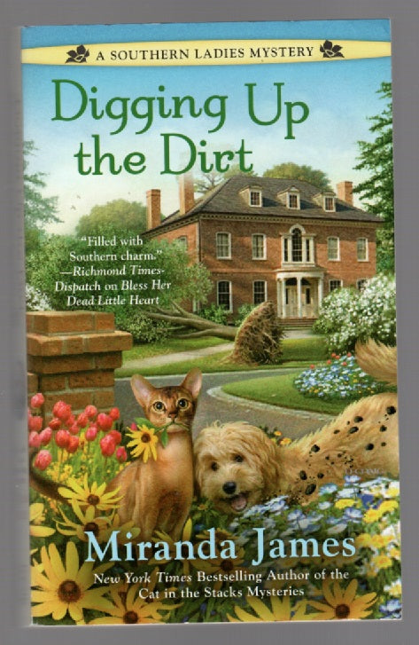 Digging Up The Dirt Crime Fiction mystery paperback book
