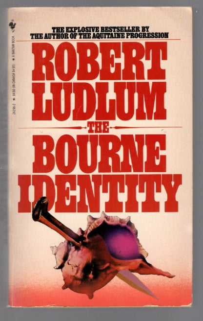 The Bourne Identity paperback thrilller book