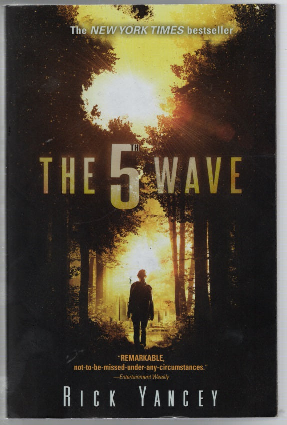The 5th Wave apocalypse Distopian paperback Post Apocalyptic science fiction Young Adult Books